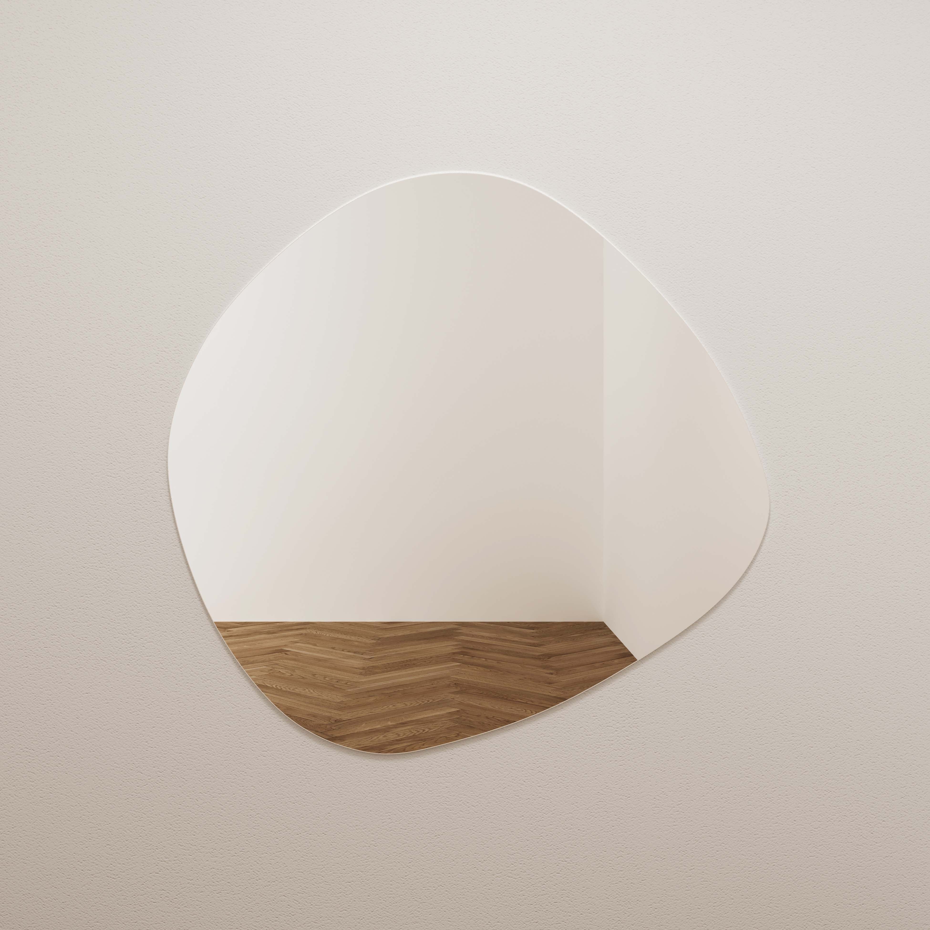 Espejo de pared LED Mónica apagado.