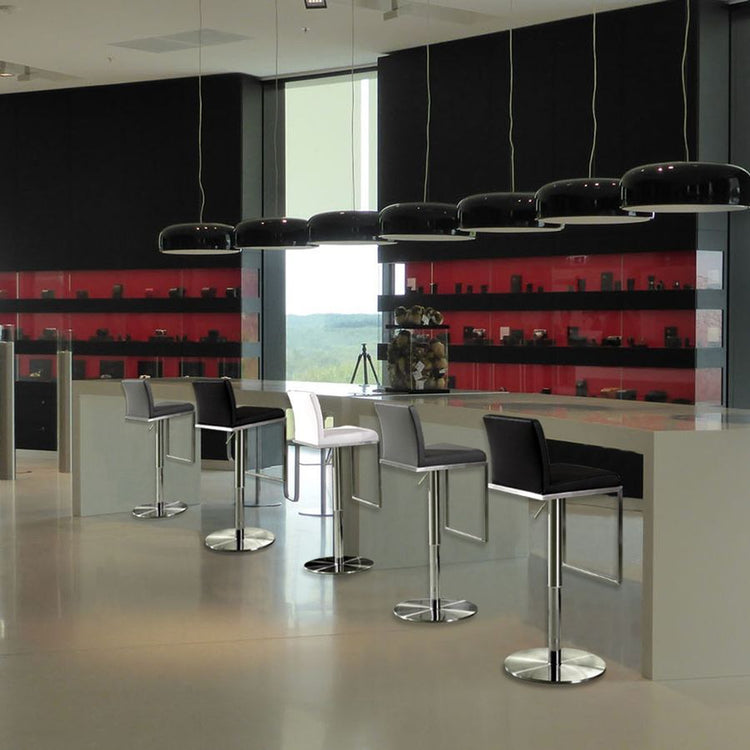 Banco para barra de cocina ajustable en acero inoxidable Driss. Todos los colores.