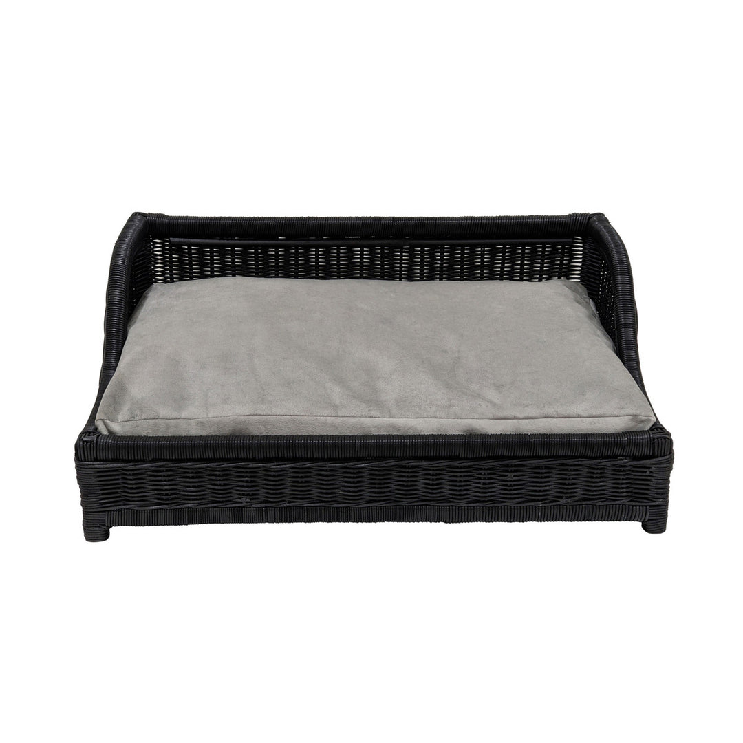 Cama de rattan negro para mascota Albert de frente.