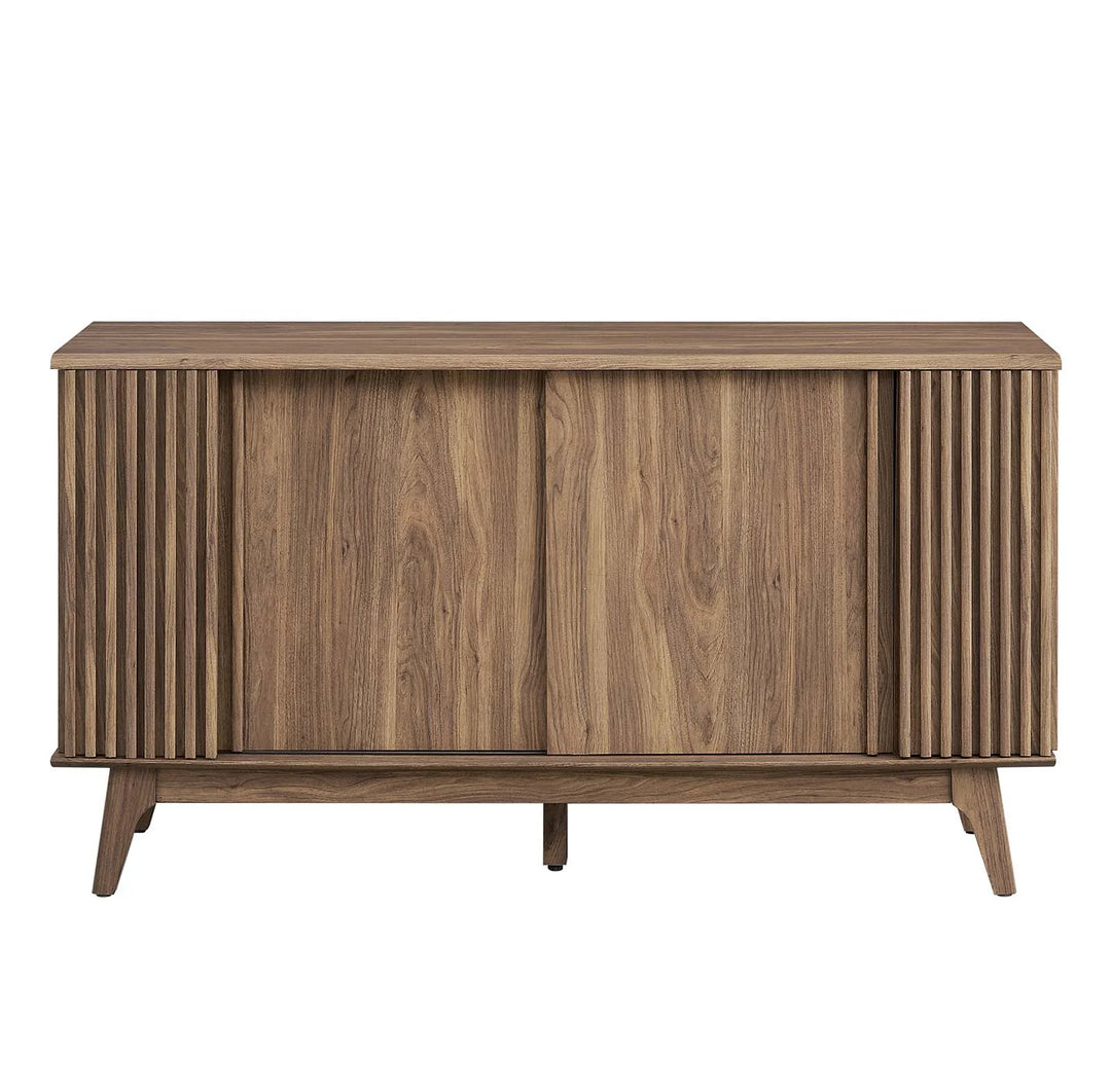 Credenza con almacenamiento Falcon color nogal de frente.