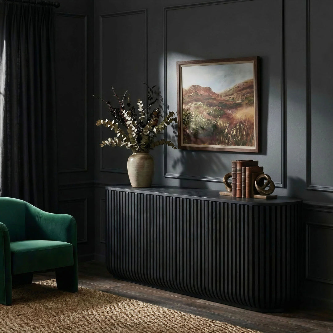 Credenza curveado estriado de 75" con almacenamiento Veron