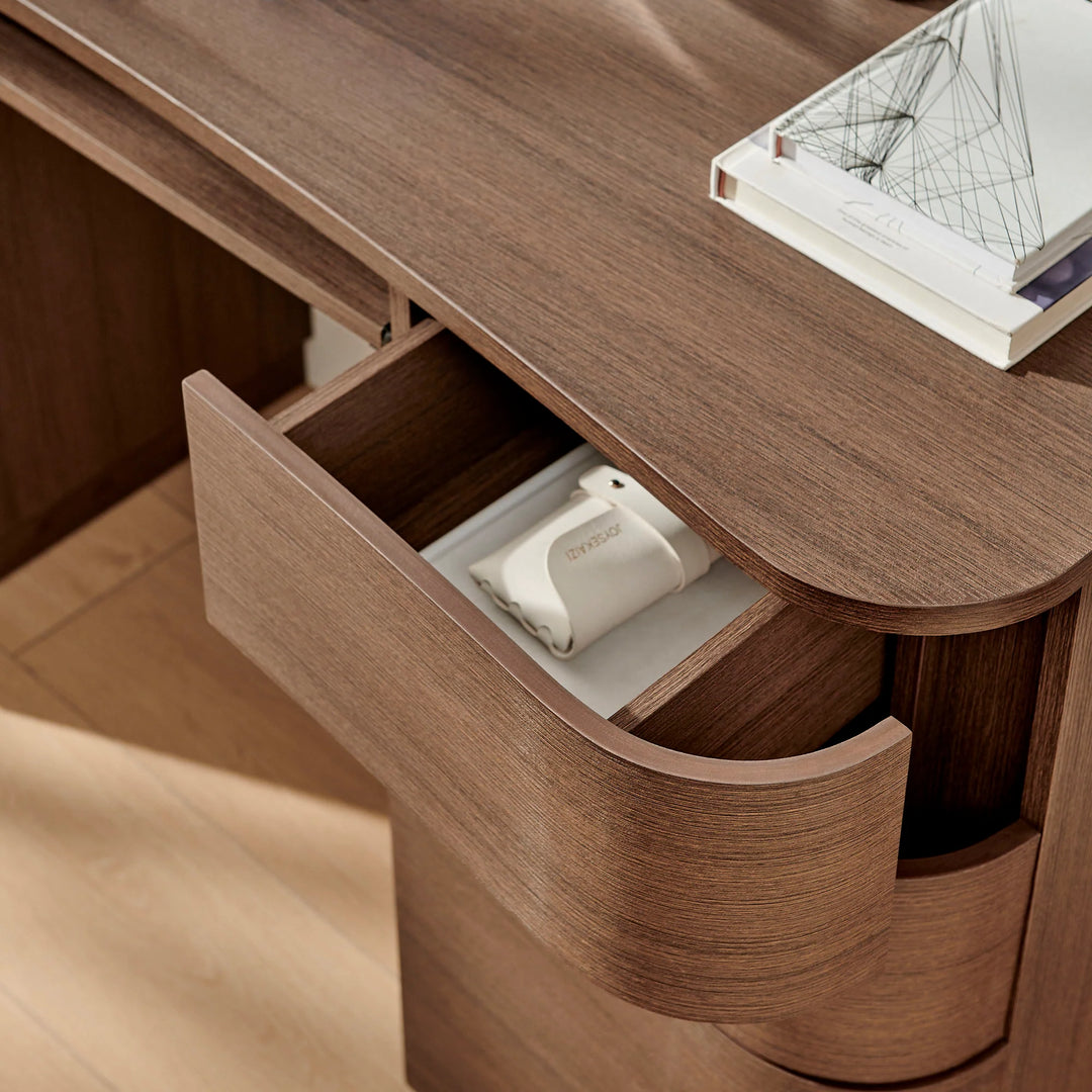 Escritorio curveado de 55” Bruno