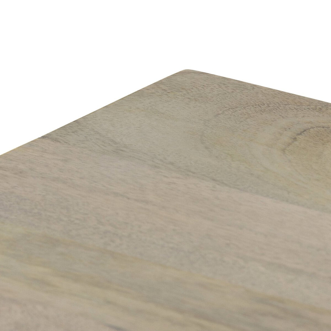 Gabinete con madera de mango tallada Tenerife