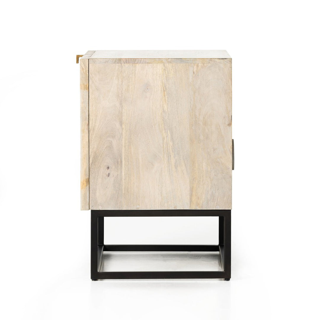 Gabinete con madera de mango tallada Tenerife