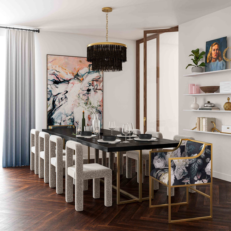 Lámpara colgante Sofiane en un comedor.