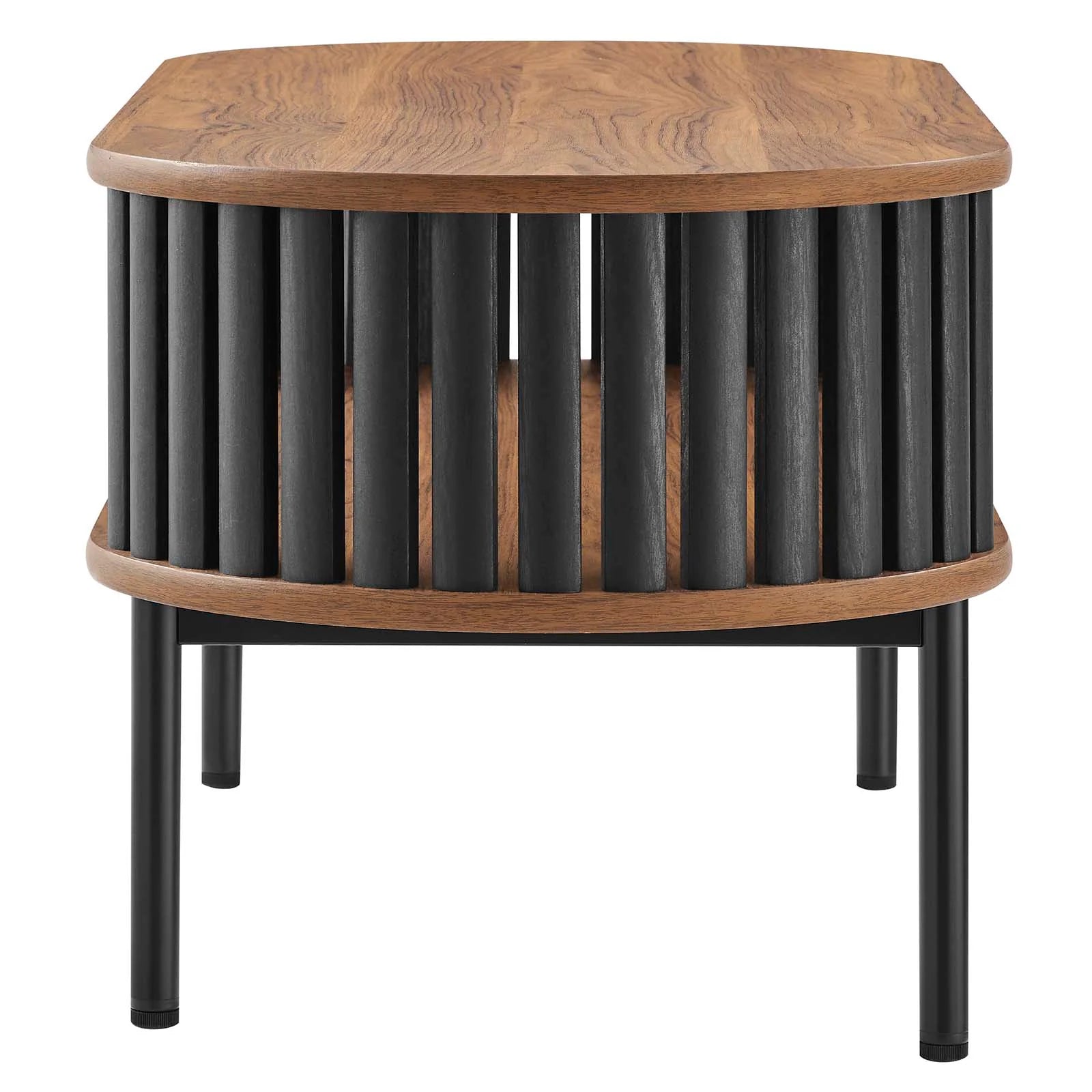 Mesa de centro negra ovalada de madera color nogal Veron de lado.