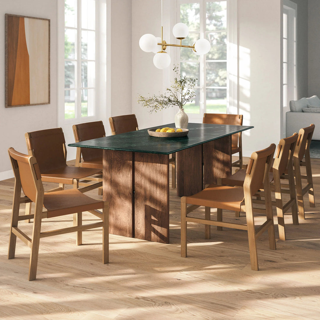 Mesa de comedor de 86" de mármol Liam