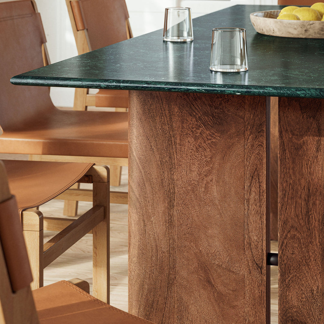 Mesa de comedor de 86" de mármol Liam