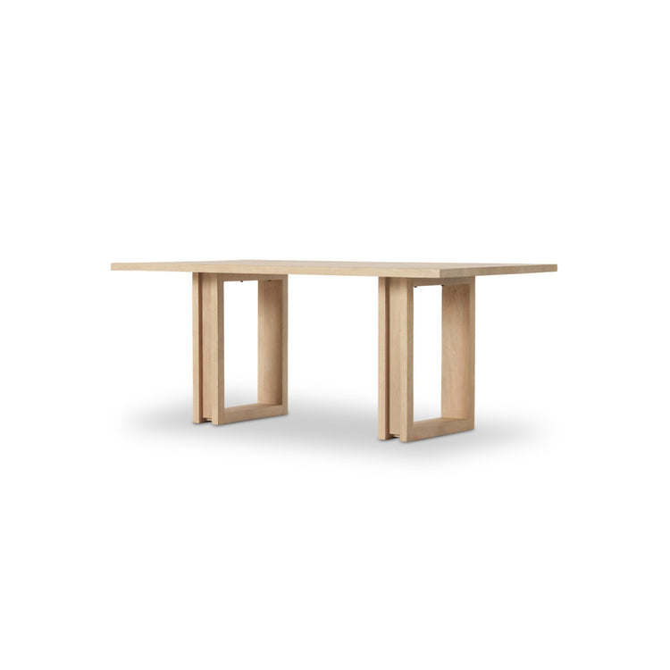 Mesa de comedor de madera mixta reciclada Ciro color mango claro.
