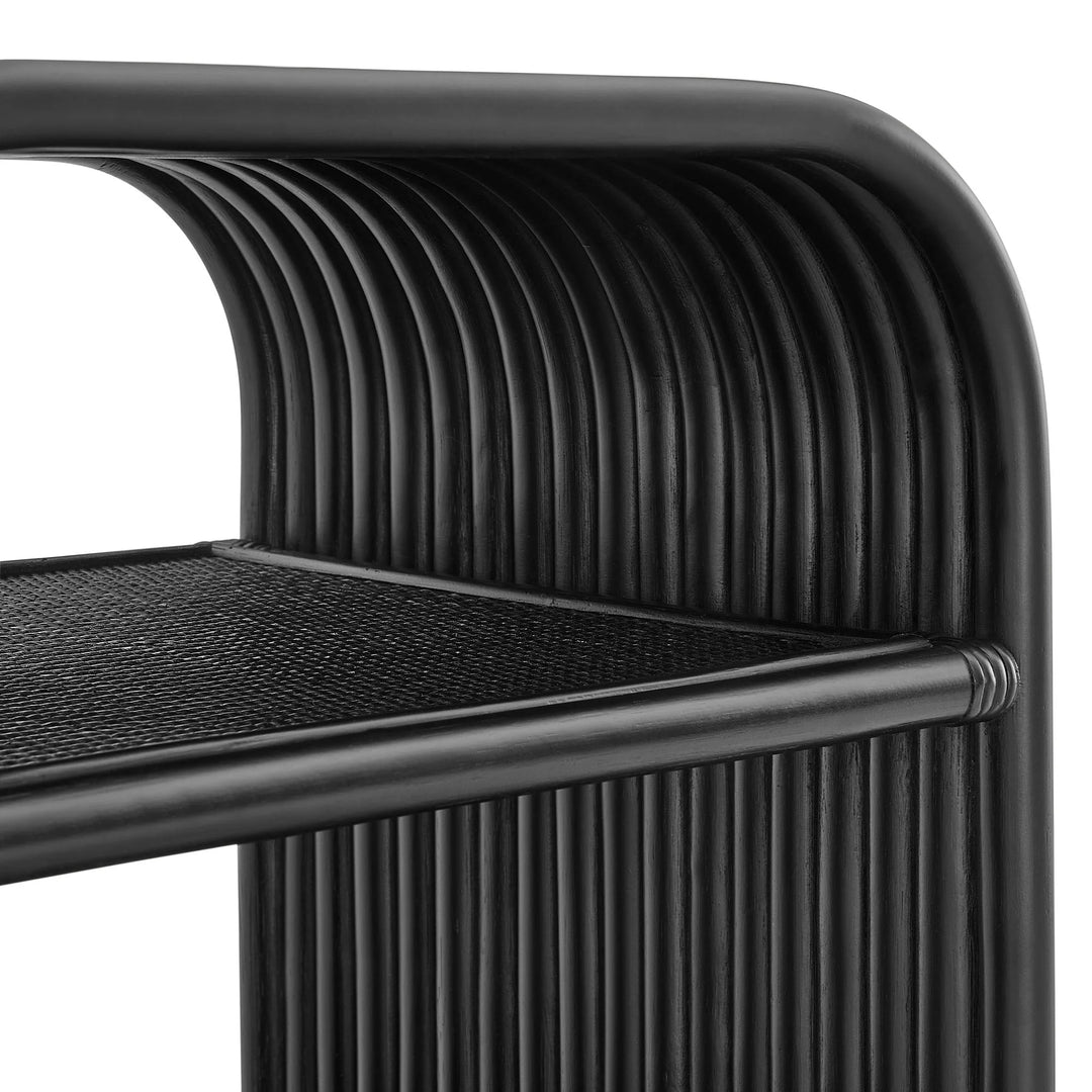 Mesa lateral curva de ratán Laziel