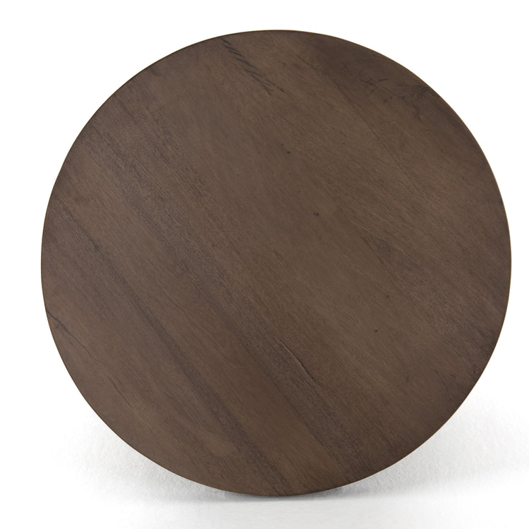Mesa lateral de madera reclamada Ram superficie redonda.