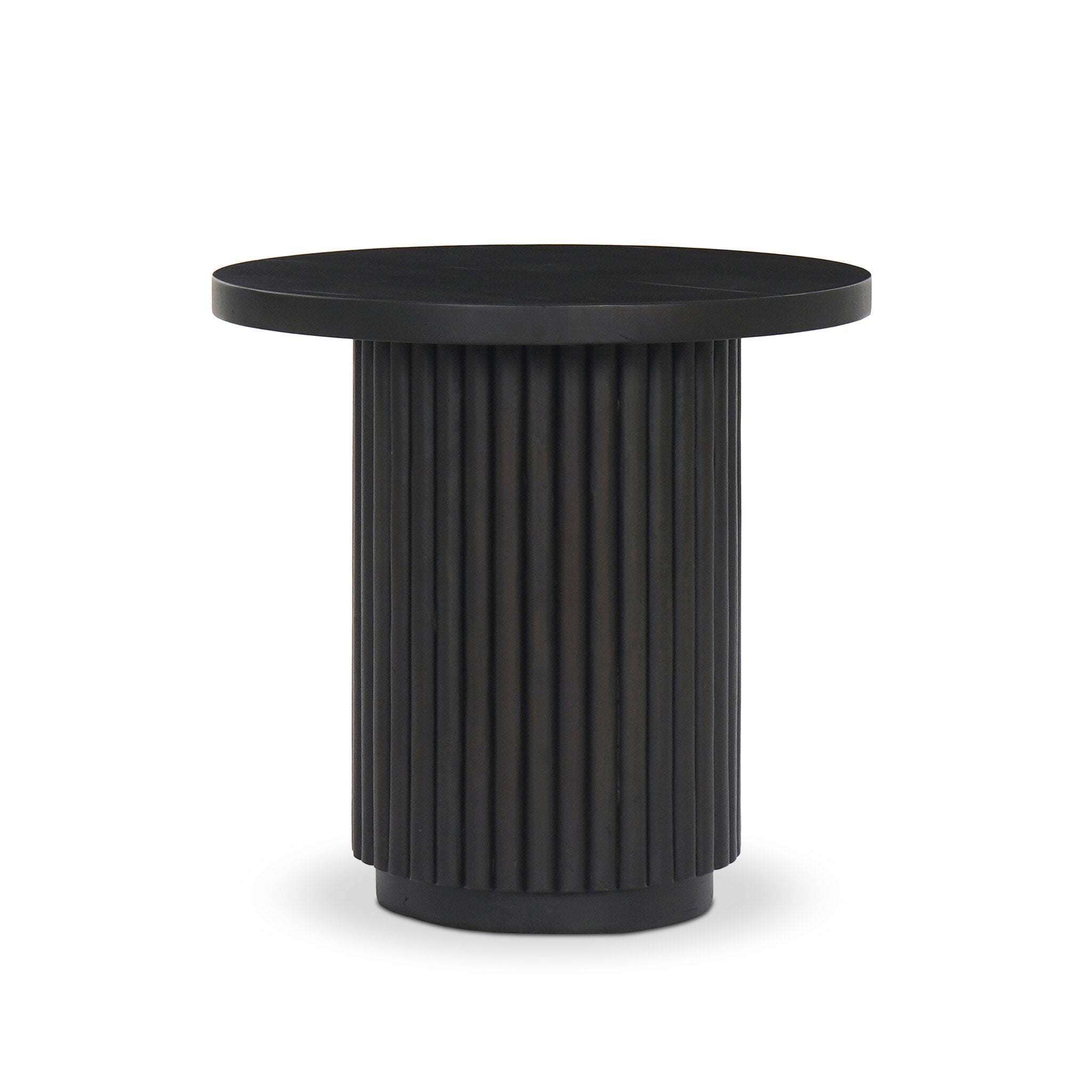 Mesa lateral de madera reclamada Ram color negro.