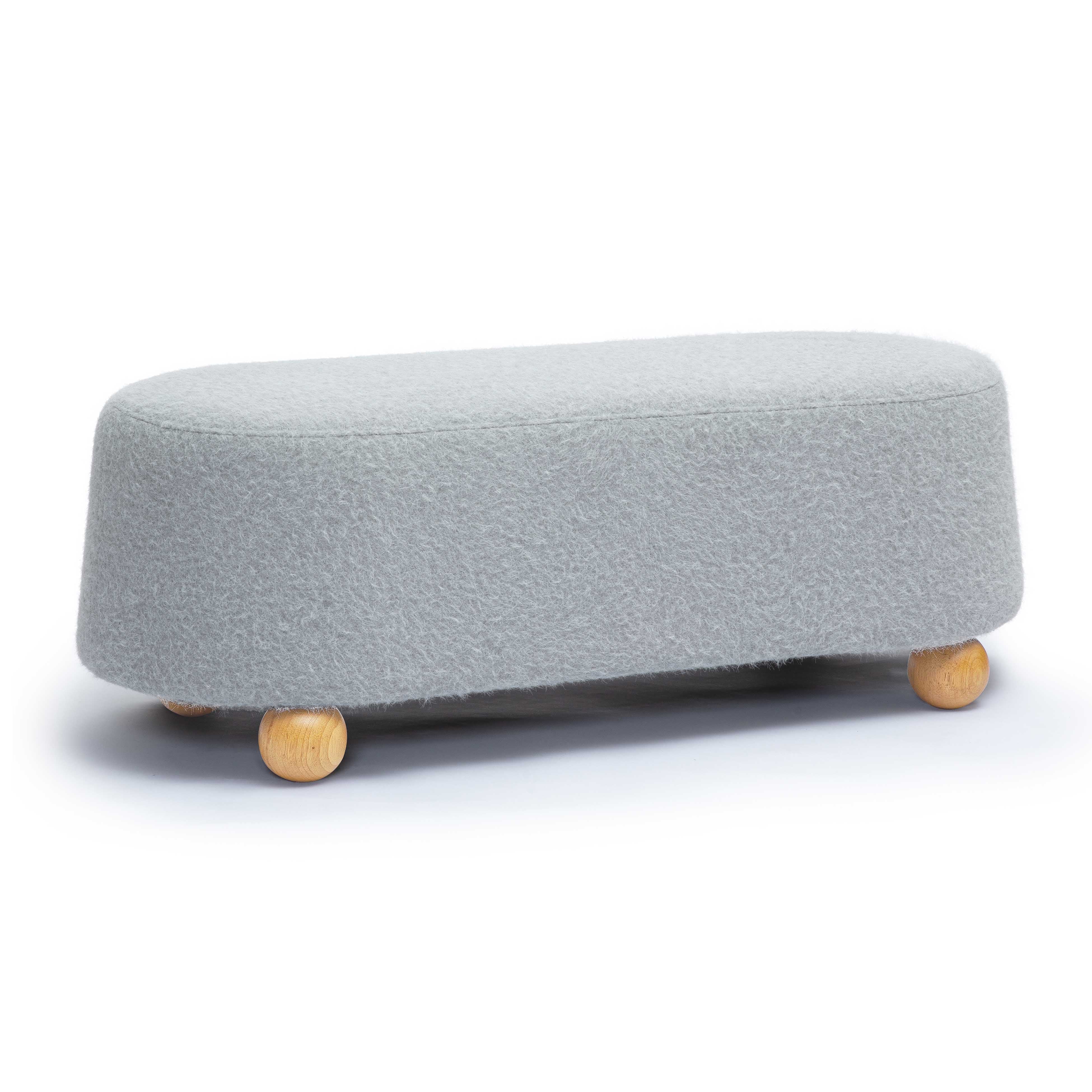 Ottoman grande de Mohair Felipe color gris piedra.