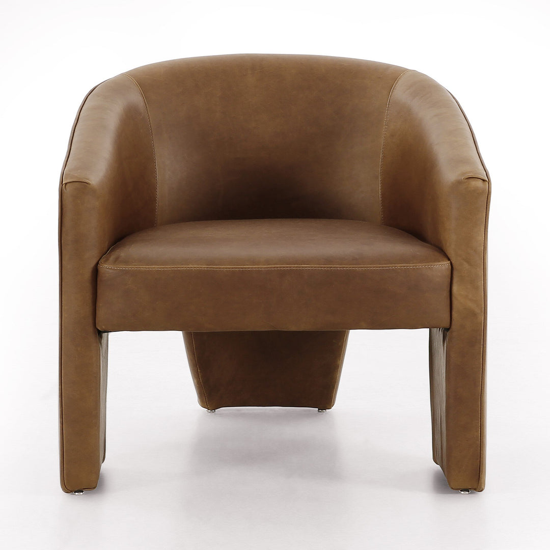 Silla con diseño de tres patas Armant