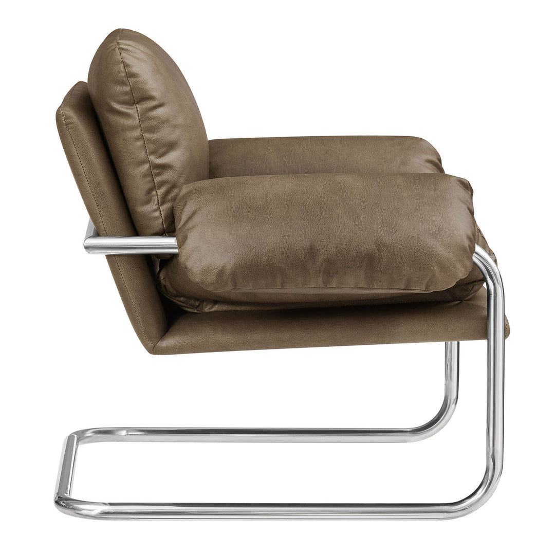 Silla de acento de acero inoxidable y cojines sobrecargados Bodi de piel vegana