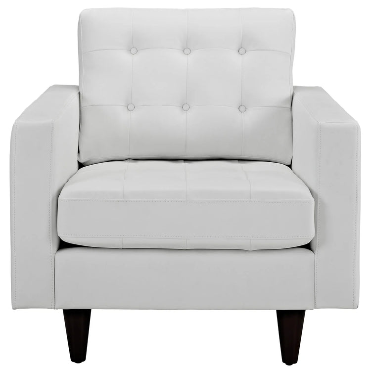 Silla de acento de piel blanca Fatma de frente.