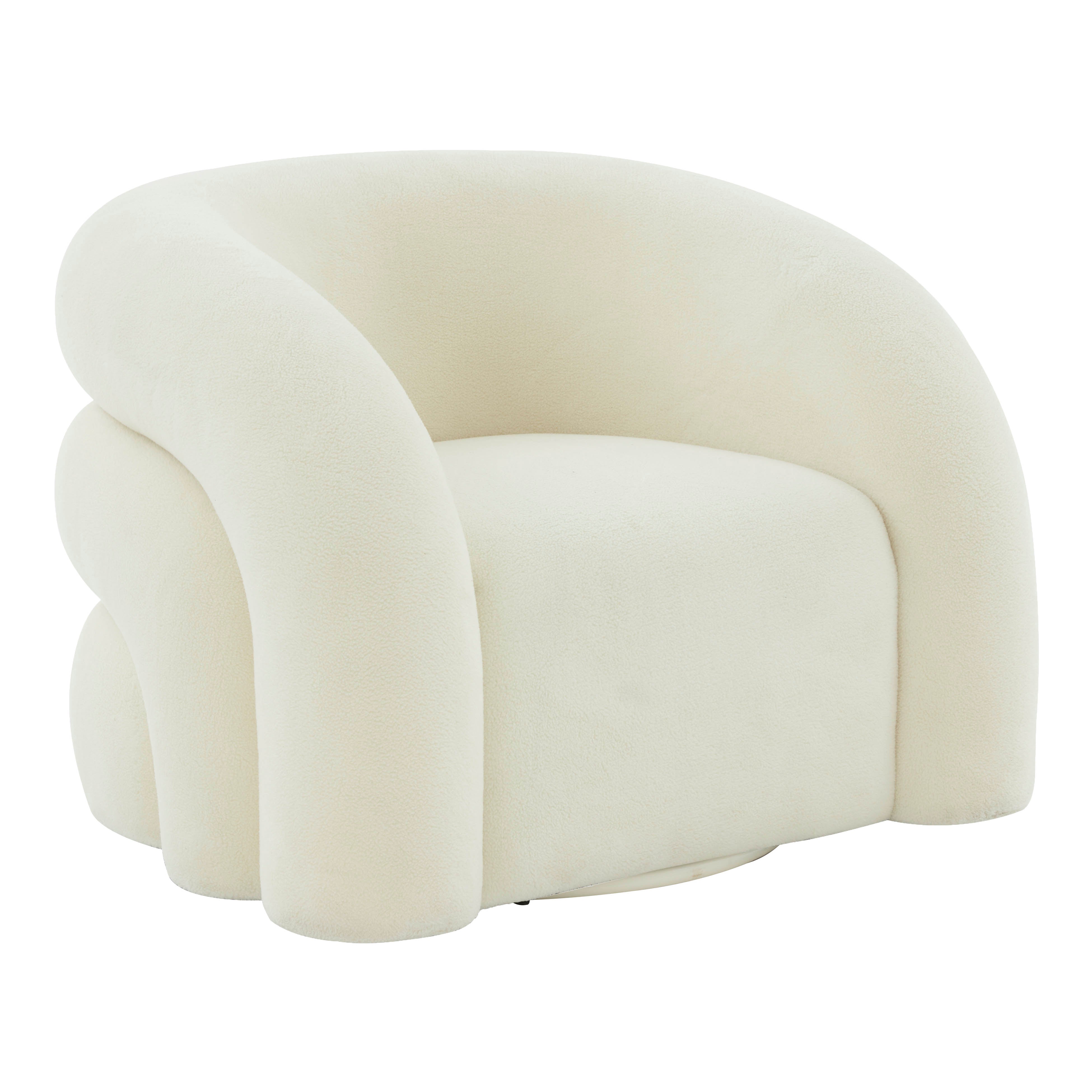 Silla de acento giratorio de piel de oveja sintética color crema Erasme.