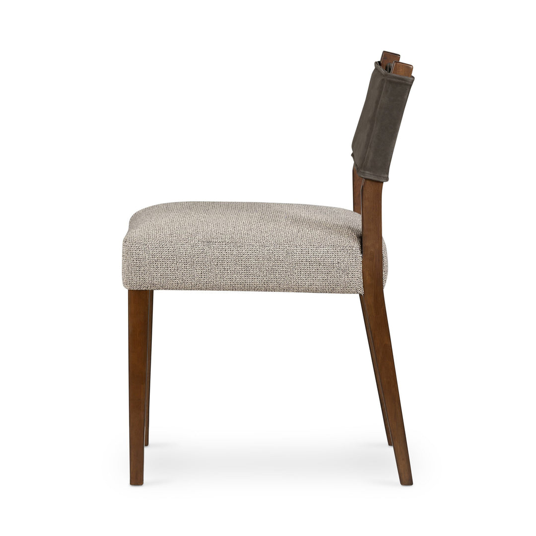 Silla de comedor minimalista con respaldo de cuero Cécile