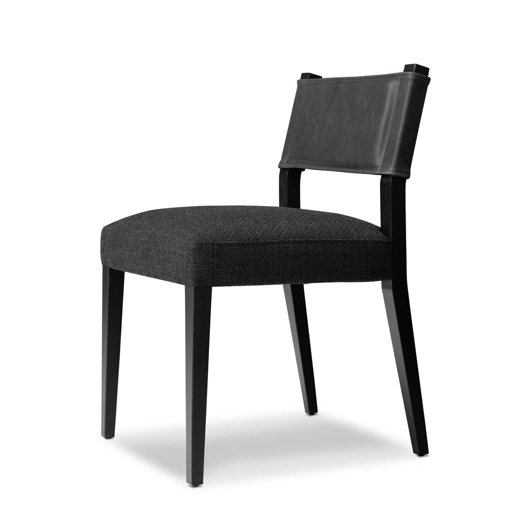 Silla de comedor minimalista con respaldo de cuero Cécile