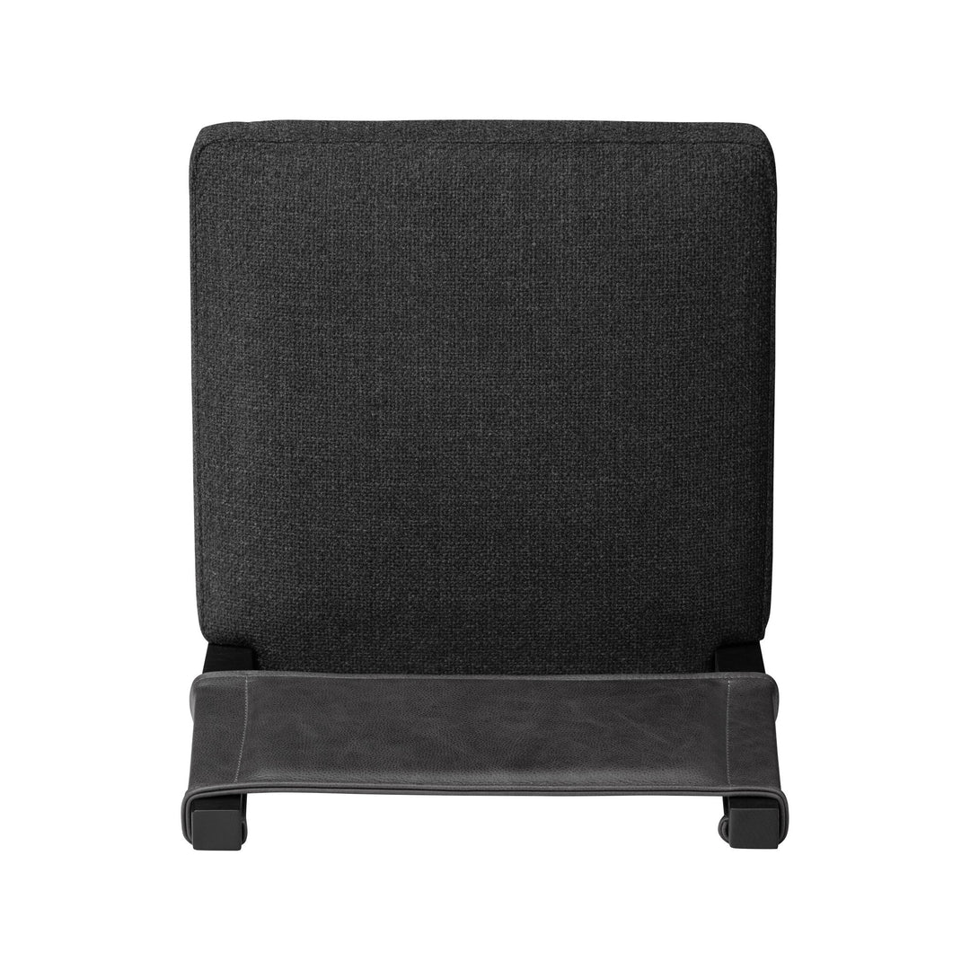 Silla de comedor minimalista con respaldo de cuero Cécile