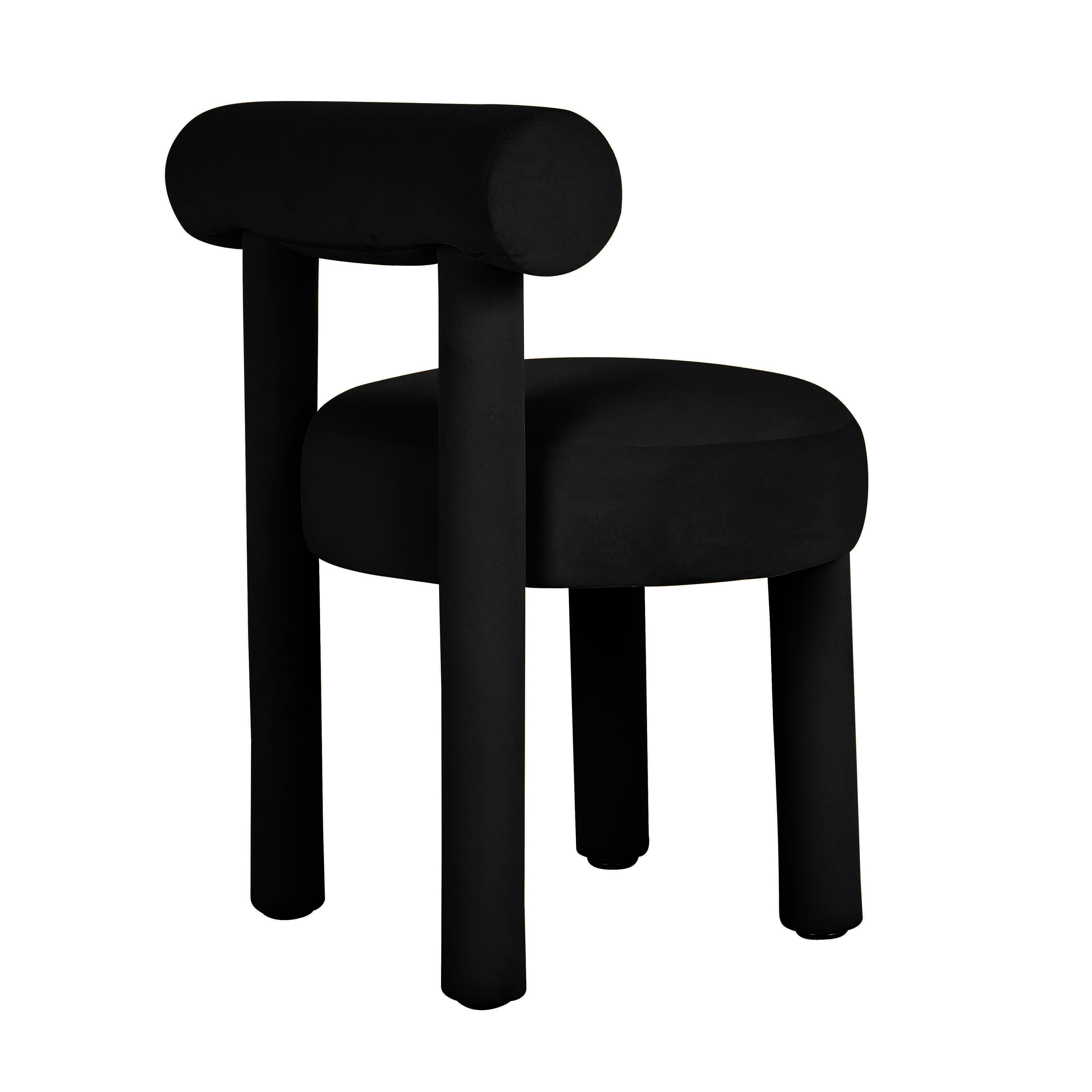 Silla de comedor de terciopelo negro Helmut de espaldas.