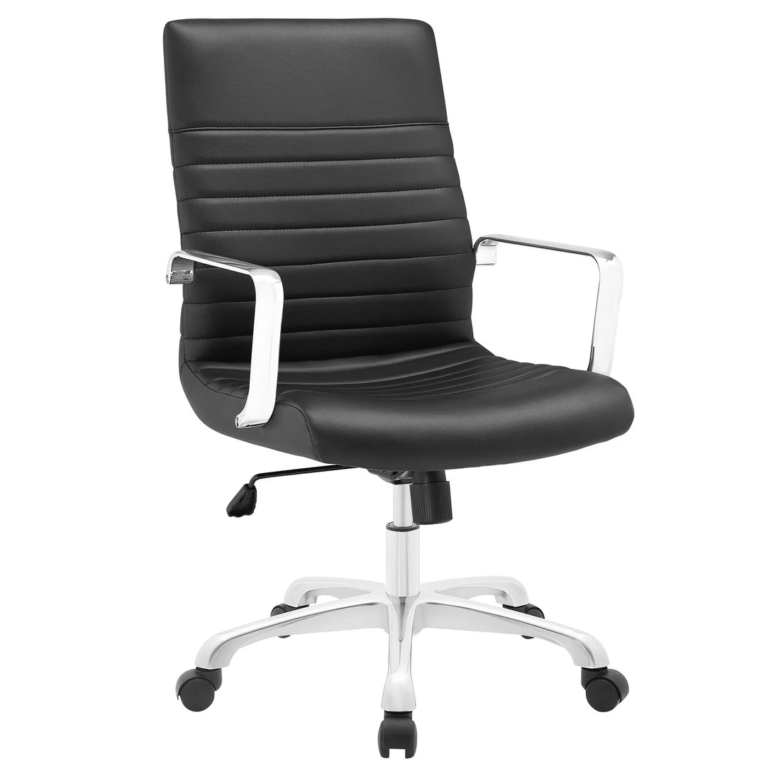Silla de oficina con respaldo medio Micah color negro.