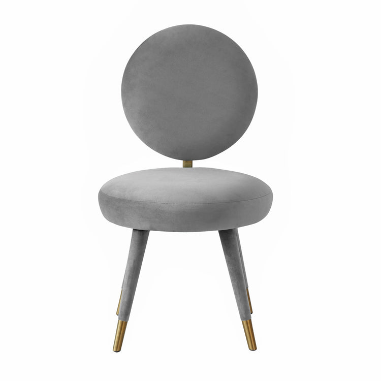 Silla mecedora de terciopelo gris claro Ellyn de frente.