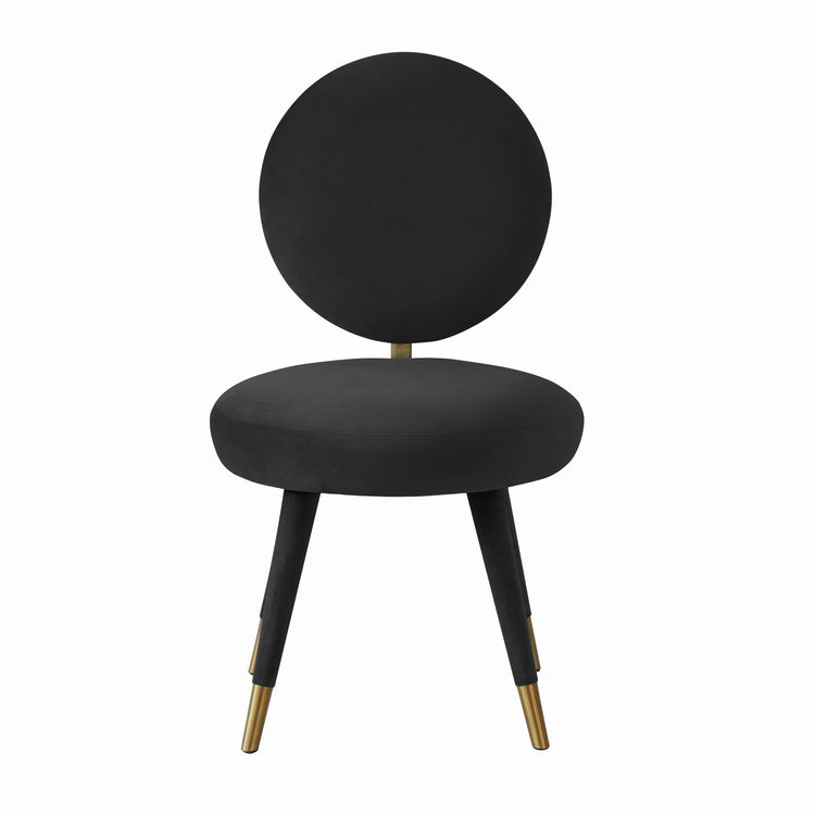 Silla mecedora de terciopelo negro Ellyn de frente.