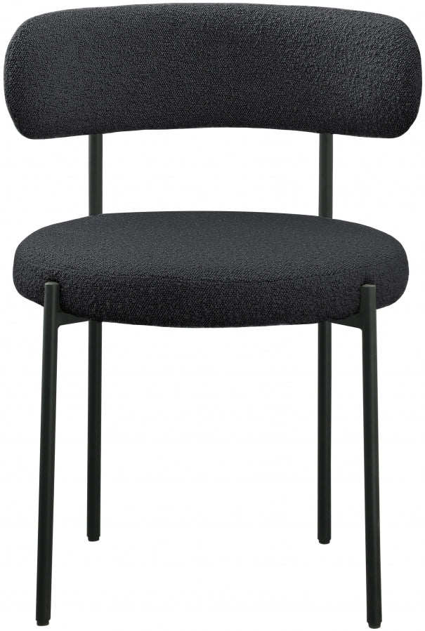 Silla para comedor de boucle negro Canaán de frente.