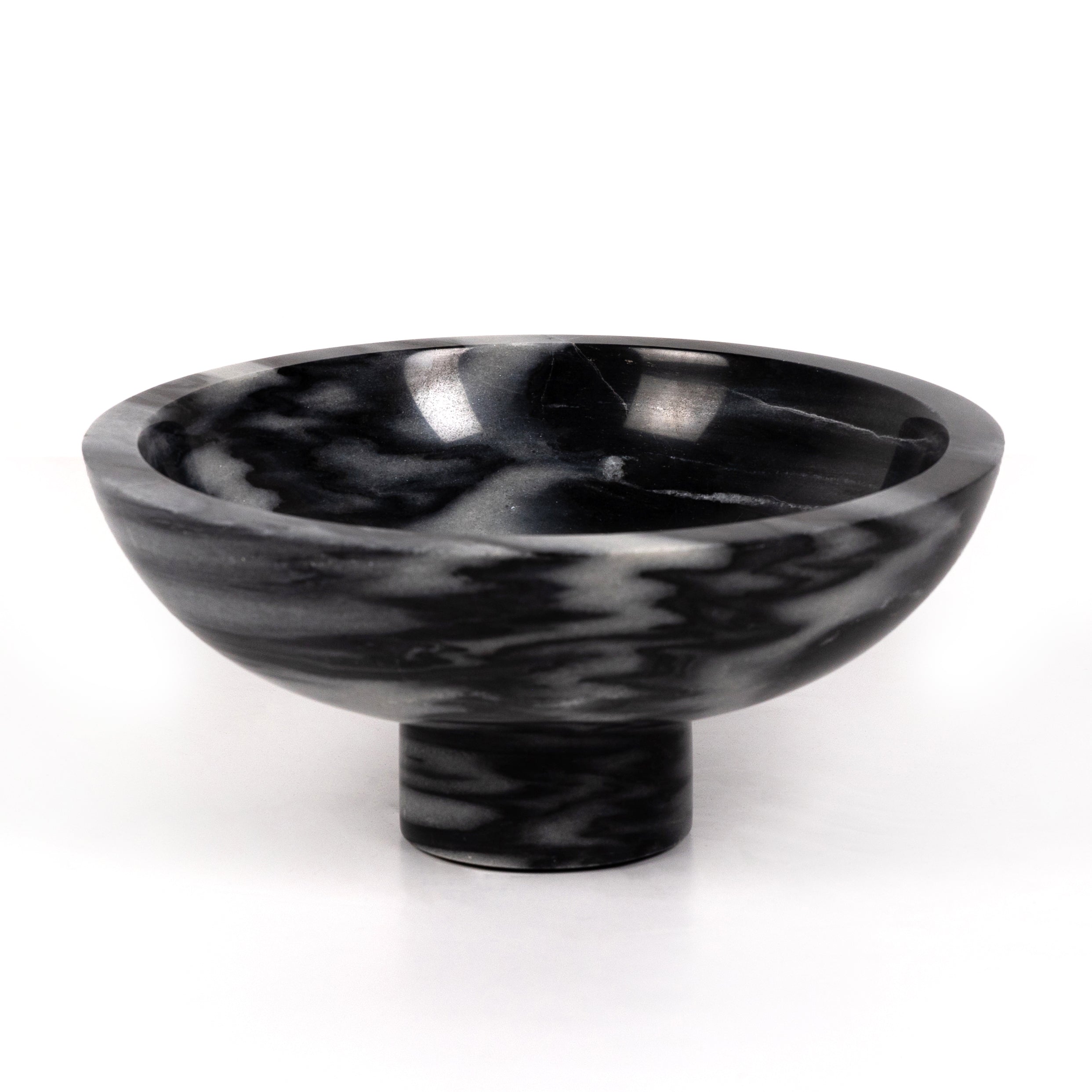 Cuenco de mármol sólido negro.