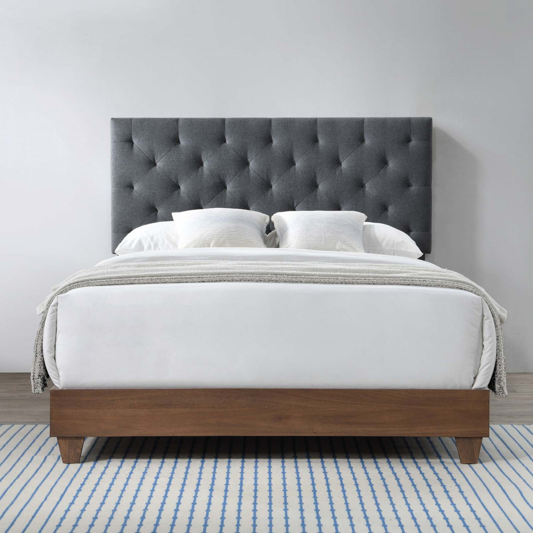 Cama Queen de tela tapizada con capitoné de diamantes Noha