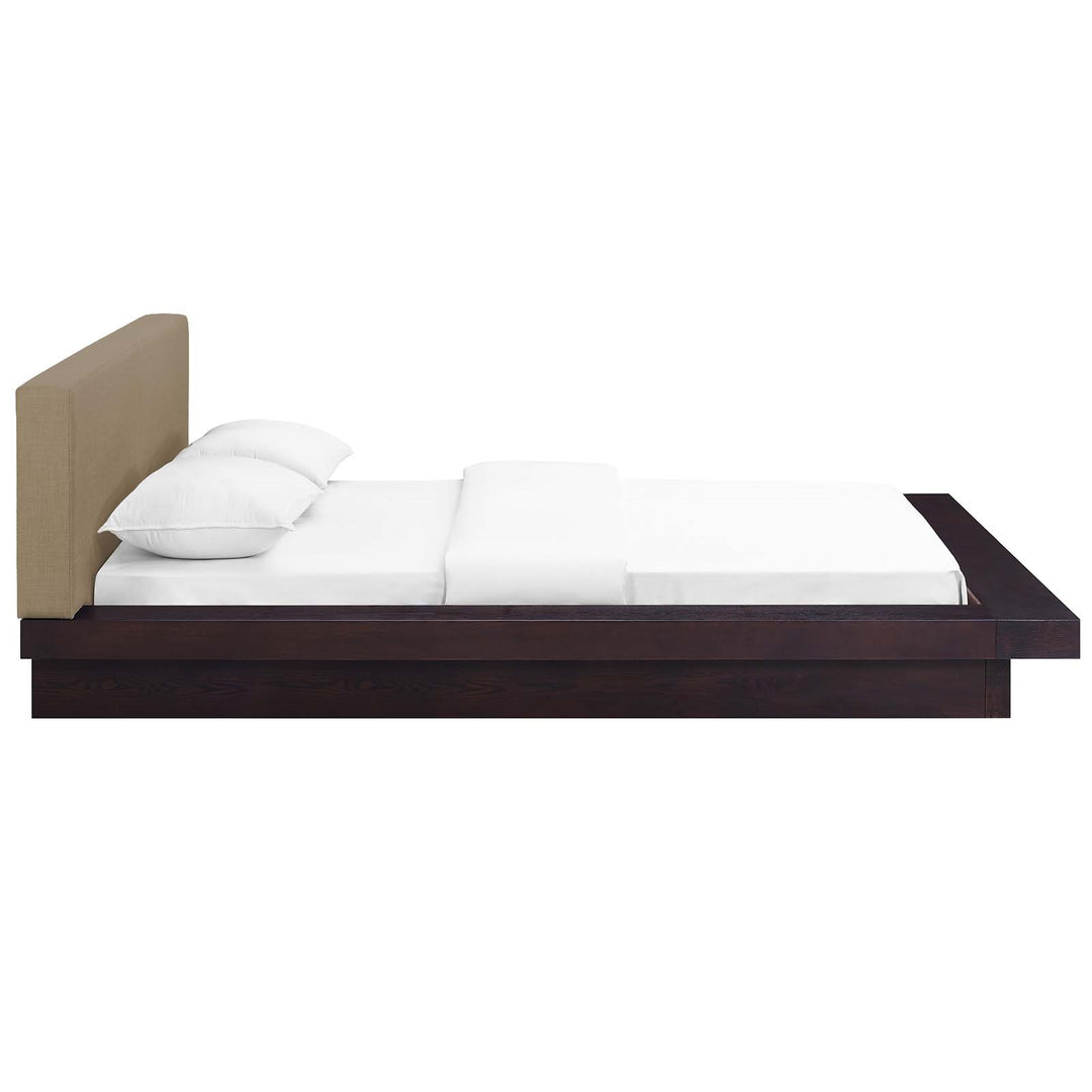 Cama Queen con plataforma de tela Mouna