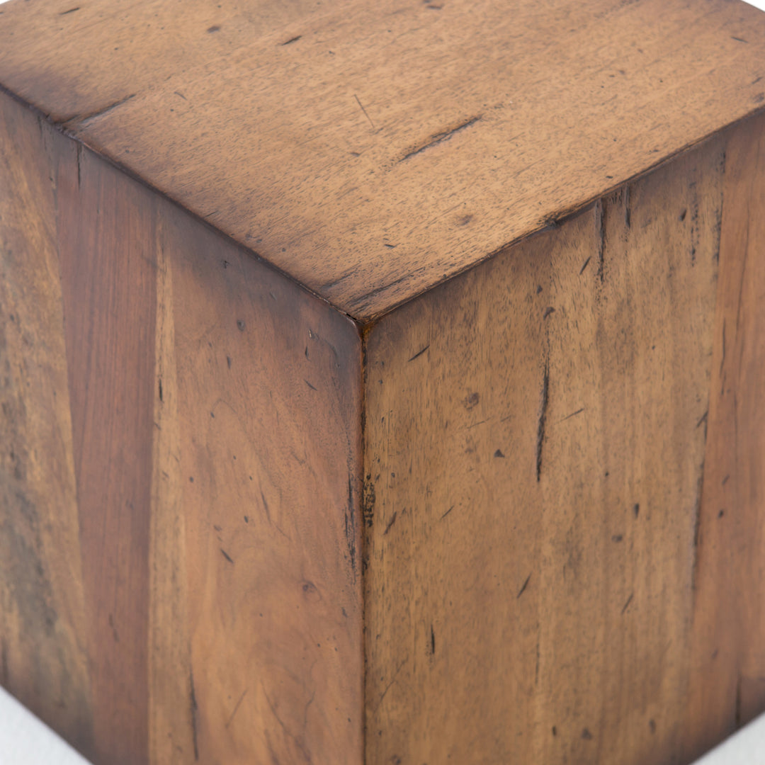 Mesa lateral de madera mixta reclamada Riwan