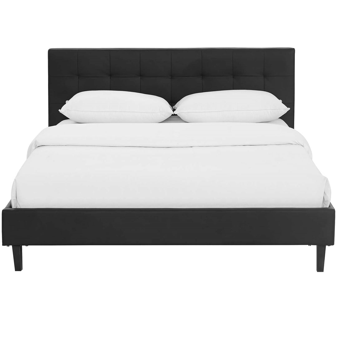 Cama Full de piel sintética Nayla