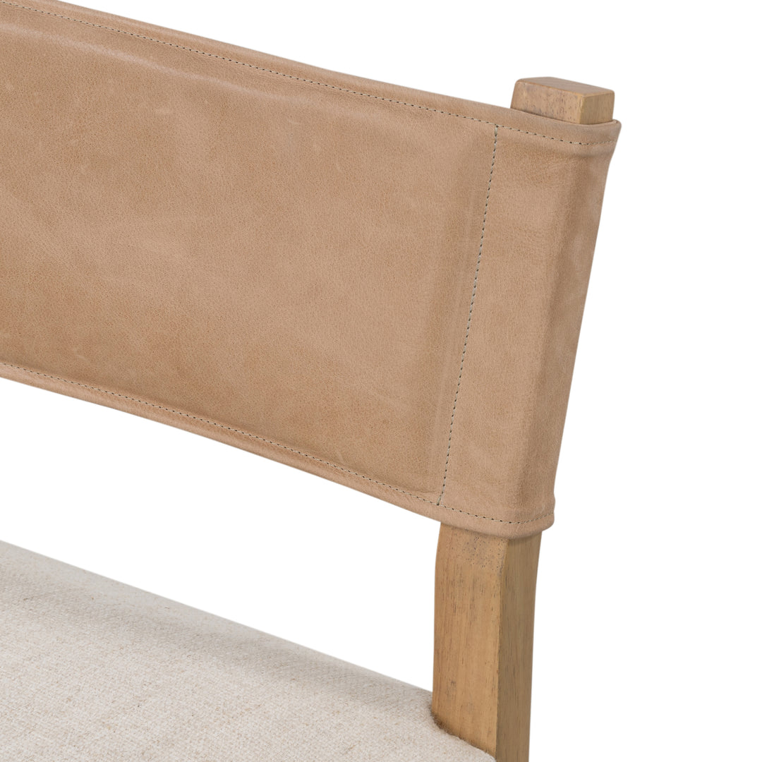 Silla de comedor minimalista con respaldo de cuero Cécile