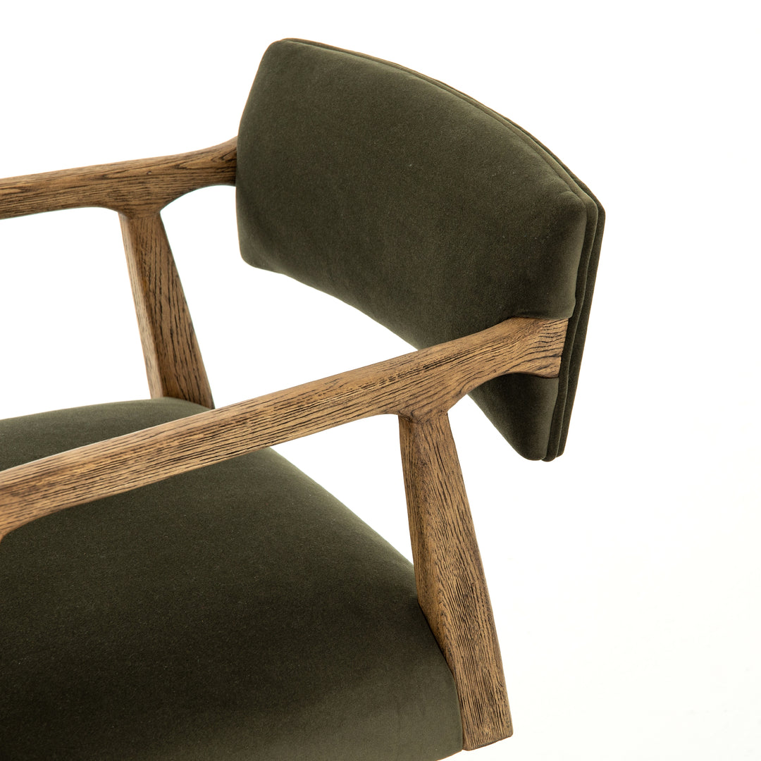 Silla de oficina moderna Egor con base en acero inoxidable