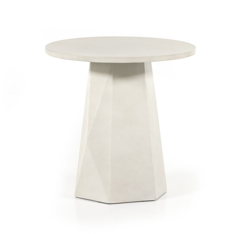 Mesa lateral exterior de concreto gris o blanco Annai SANN-AX02 color concreto blanco.