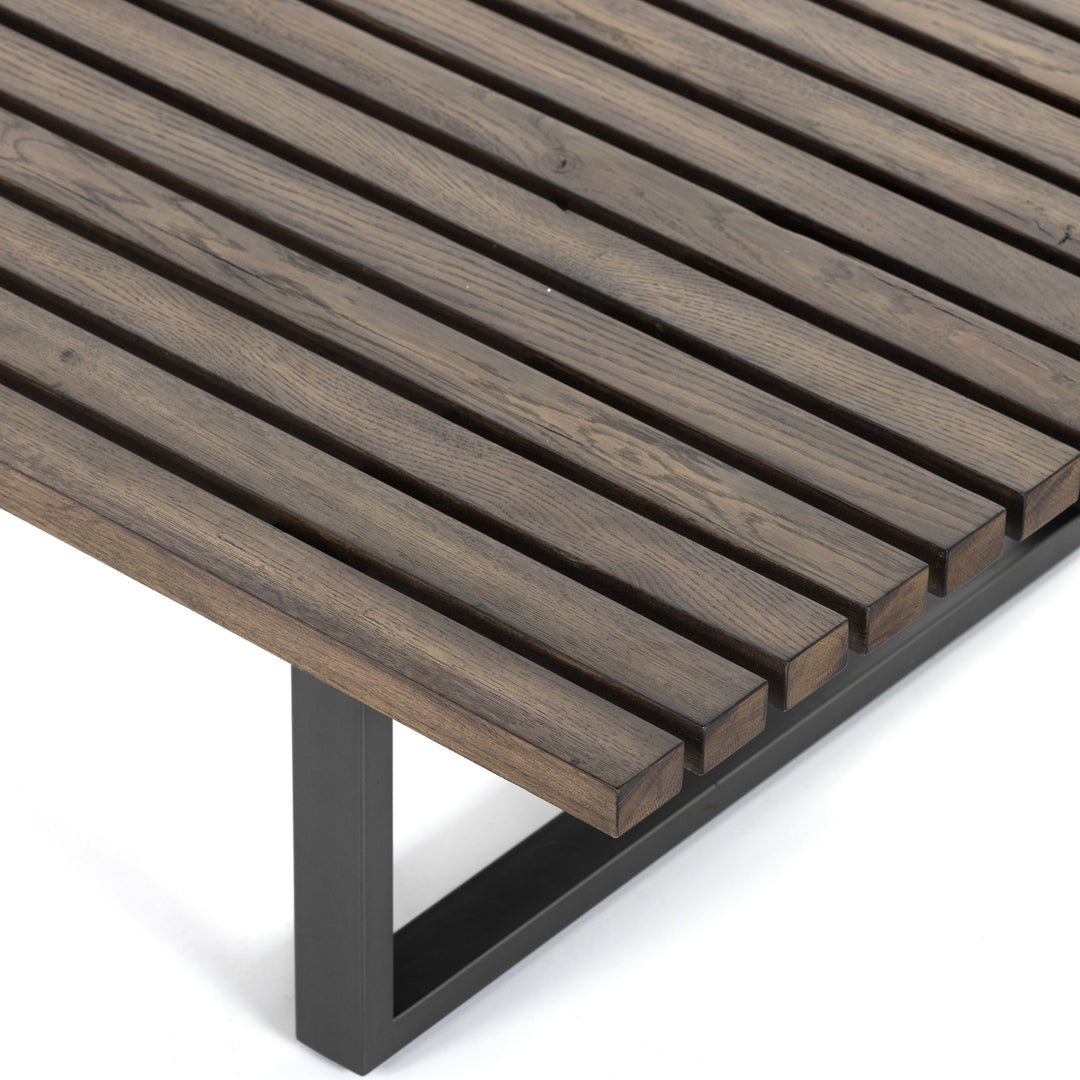Mesa de centro estriada de madera de roble Barsa