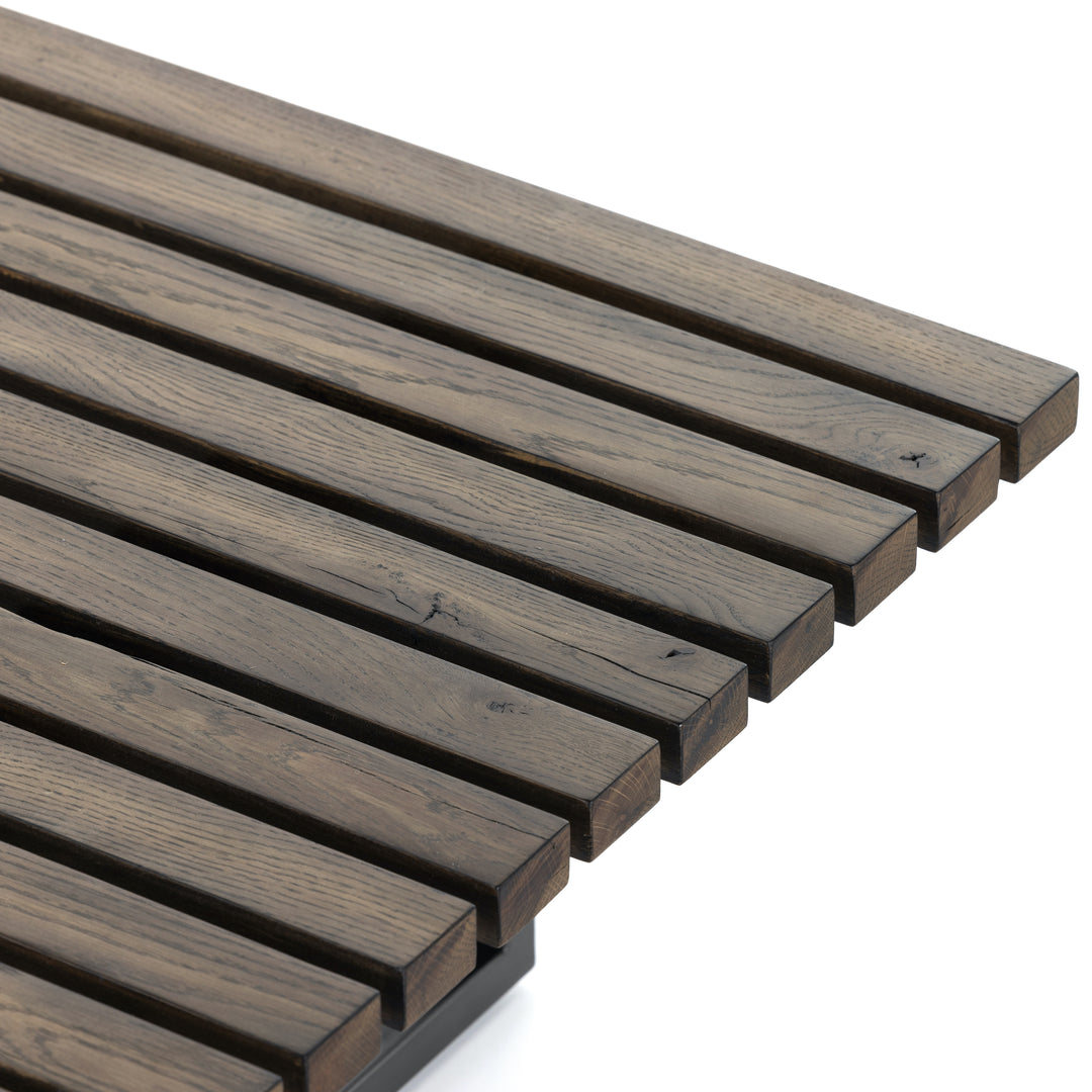 Mesa de centro estriada de madera de roble Barsa