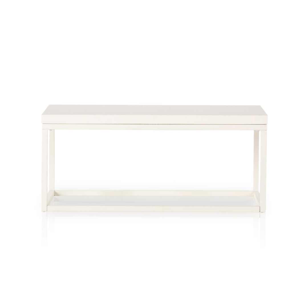 Mesa de centro rectangular de concreto blanco Macas de frente.