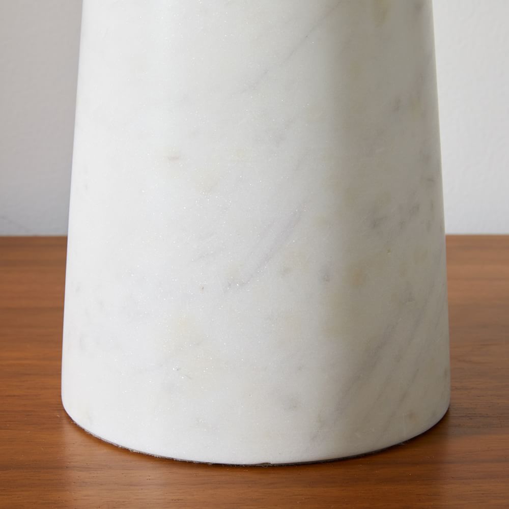 Lámpara de mesa de mármol blanco Andrée