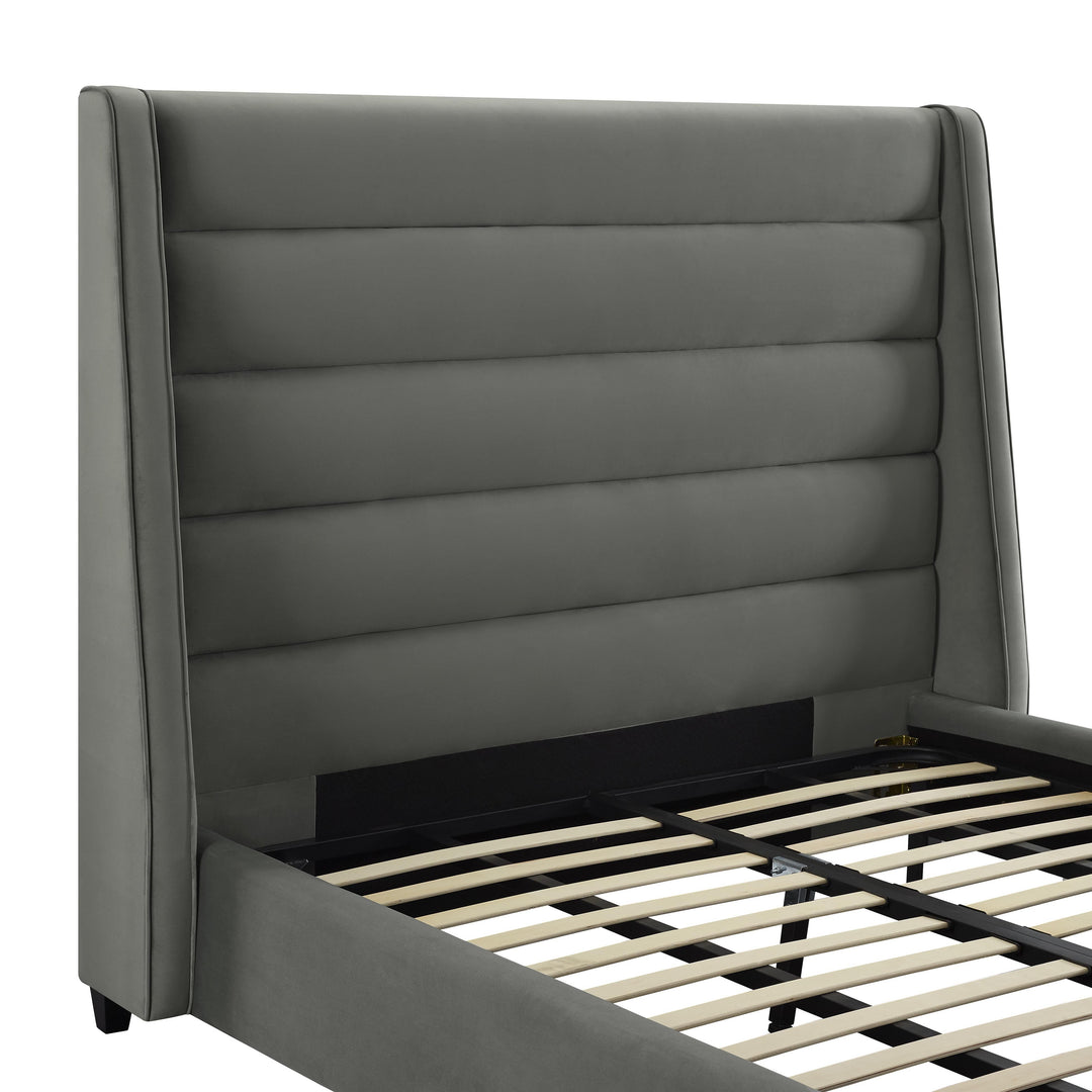 Cama King de terciopelo Akania