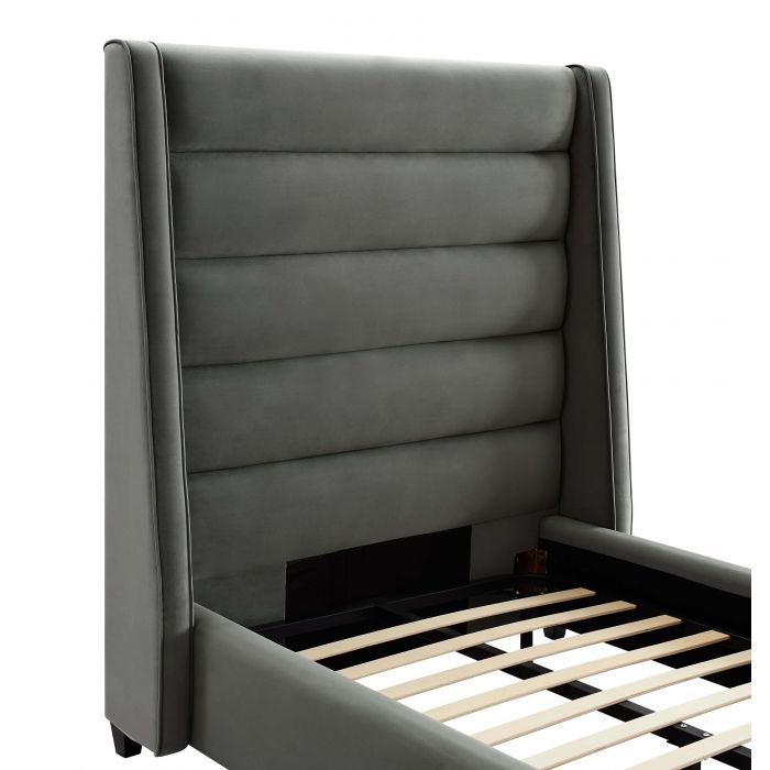 Cama King de terciopelo Akania